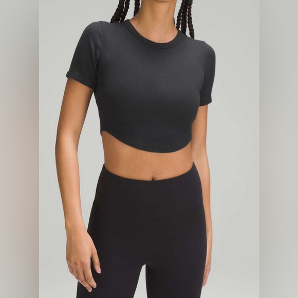 lululemon athletica Tops - NWOT Lululemon Hold Tight Cropped T-Shirt Black !